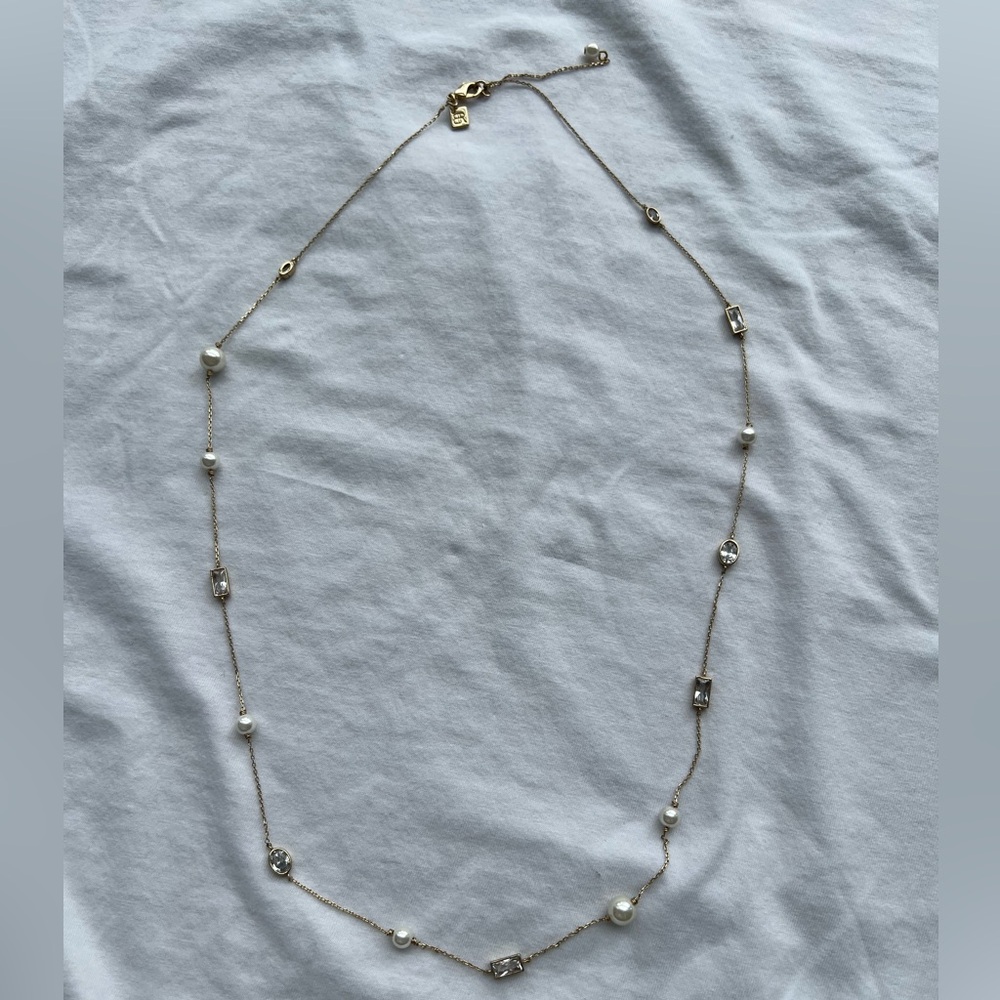 Banana Republic gold and faux pearl Women's Necklace